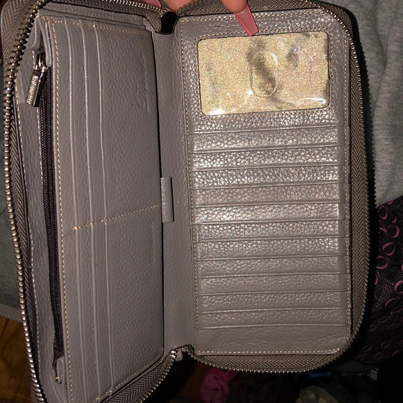 wallet - Picture 2 of 2